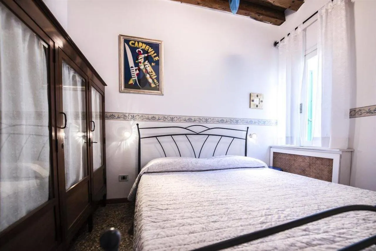 Venice Giardini Biennale Apartment